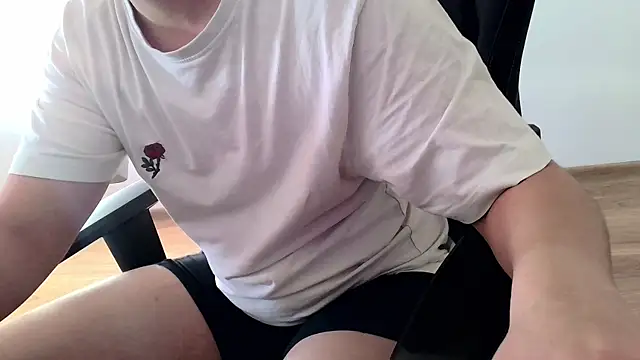 Travis Patrick online show from June 2026 05:03:02 PM