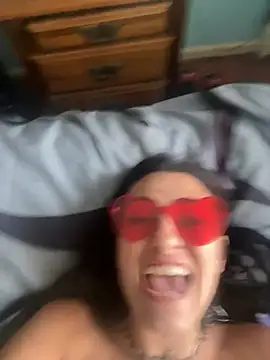 smoothkissx online show from April 2026 06:43:02 PM