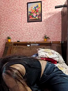 missheenu online show from June 2026 12:44:02 PM
