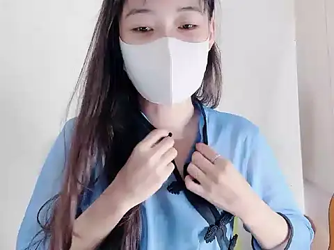 BUNNIIE MIE online show from June 2026 03:33:01 AM