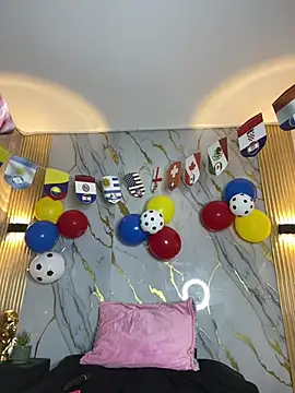 Snapshot of Tinakitten chatting on June 2026 12:22:01 PM Tinakitten online show from June 2026 12:22:01 PM