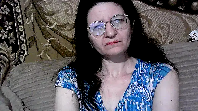 Snapshot of Dear_Annet chatting on June 2026 06:43:01 PM Dear Annet online show from June 2026 06:43:01 PM