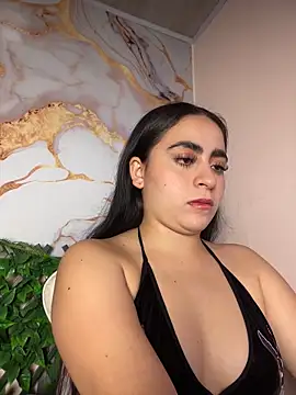 Snapshot of LILI_911 chatting on June 2026 01:28:01 AM LILI 911 online show from June 2026 01:28:01 AM
