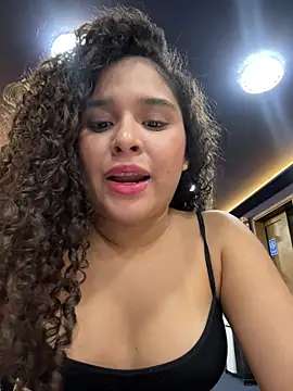 Snapshot of Antonella_Whitmore chatting on July 2026 01:18:01 AM Antonella Whitmore online show from July 2026 01:18:01 AM