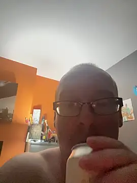 Snapshot of Palered chatting on July 2026 01:52:01 AM Palered online show from July 2026 01:52:01 AM