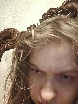 Snapshot of _AngelaGarcia_ chatting on August 2026 04:39:02 PM AngelaGarcia online show from August 2026 04:39:02 PM