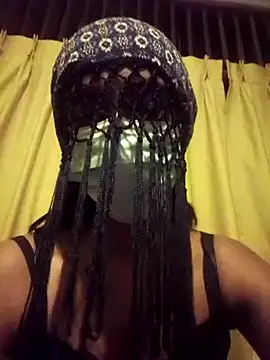 queen shelly online show from June 2026 06:50:01 PM