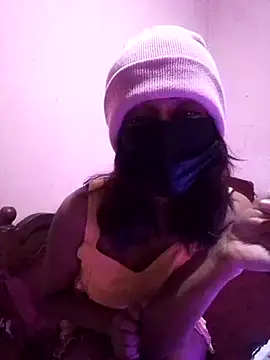queen shelly online show from July 2026 07:39:01 PM
