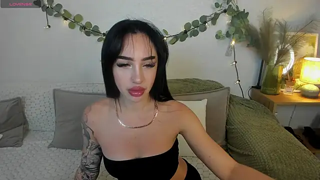 MayaGlamour online show from July 2026 06:15:01 AM