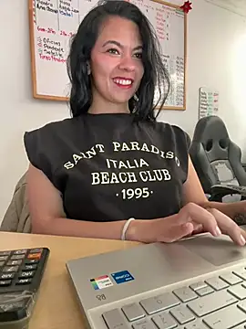 vanellopeFoxx online show from July 2026 04:34:02 PM