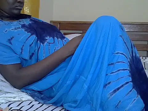 Snapshot of PrittyAnna chatting on June 2026 05:08:02 AM PrittyAnna online show from June 2026 05:08:02 AM