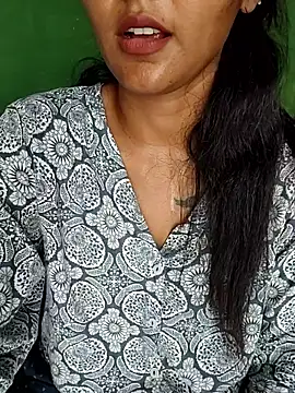 Snapshot of Miss-cutee chatting on June 2026 11:47:02 AM Miss-cutee online show from June 2026 11:47:02 AM