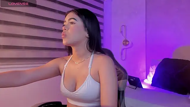 Snapshot of cami_greedy chatting on July 2026 02:22:01 AM cami greedy online show from July 2026 02:22:01 AM