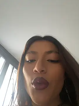 Snapshot of AMY-0317 chatting on July 2026 10:42:02 PM AMY-0317 online show from July 2026 10:42:02 PM