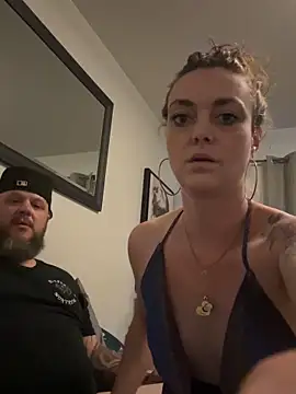 AmyLeexoxox online show from June 2026 06:28:01 AM