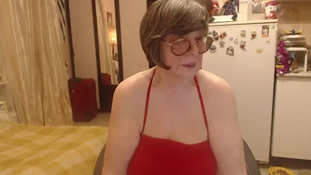 Sharon Amore online show from April 2026 07:22:02 PM