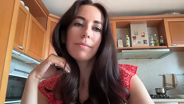 Flamingo Queen online show from July 2026 05:59:02 AM
