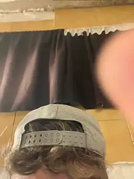 ElMen0r06 online show from June 2026 02:01:02 AM