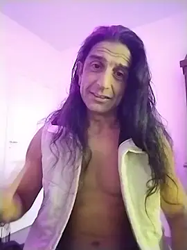 Nightcrawlers online show from June 2026 01:48:01 AM