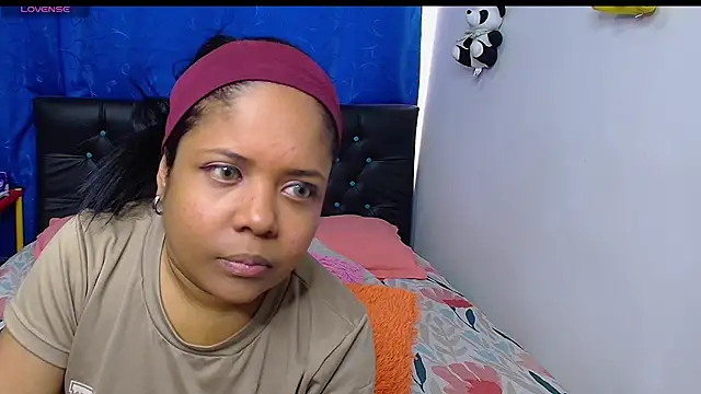 Snapshot of melika_sweet4 chatting on June 2026 04:42:01 PM melika sweet4 online show from June 2026 04:42:01 PM