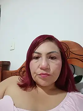 Agata Traviesa online show from July 2026 12:10:01 PM