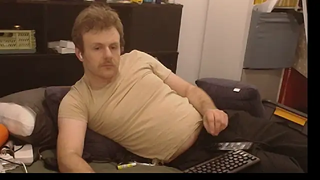Snapshot of kinkyboipig chatting on August 2026 05:34:02 PM kinkyboipig online show from August 2026 05:34:02 PM