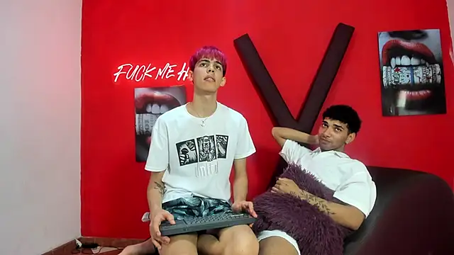Snapshot of Funny_dirty_boys1 chatting on June 2026 08:31:02 PM Funny dirty boys1 online show from June 2026 08:31:02 PM