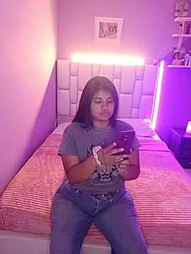 Nurbanu Gat online show from June 2026 12:19:01 AM