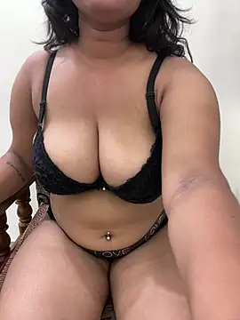 Snapshot of Nottyy_Bella_ chatting on June 2026 04:57:01 AM Nottyy Bella online show from June 2026 04:57:01 AM