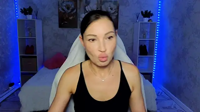 NikoleMills online show from June 2026 07:54:01 AM