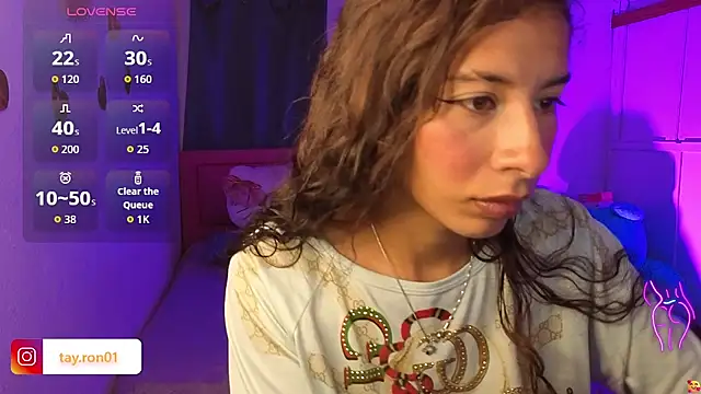 Snapshot of Siena_sofia chatting on June 2026 08:18:01 AM Siena sofia online show from June 2026 08:18:01 AM