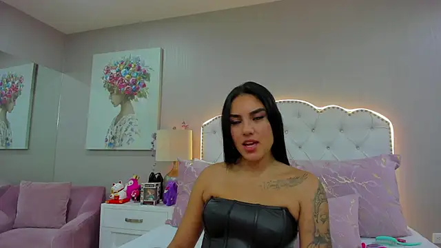 Snapshot of Valen_Abella chatting on August 2026 03:32:02 AM Valen Abella online show from August 2026 03:32:02 AM