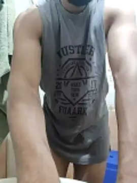 Snapshot of hunkfreakin chatting on June 2026 10:39:02 AM hunkfreakin online show from June 2026 10:39:02 AM