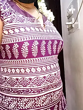 Snapshot of tamil_sarah chatting on July 2026 08:23:01 AM tamil sarah online show from July 2026 08:23:01 AM