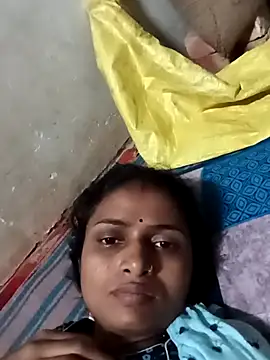 Snapshot of Smritiii chatting on July 2026 07:21:01 AM Smritiii online show from July 2026 07:21:01 AM
