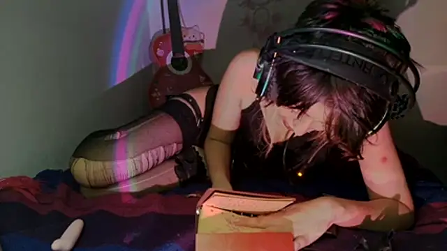 Snapshot of kittenpasive30 chatting on August 2026 04:22:01 AM kittenpasive30 online show from August 2026 04:22:01 AM