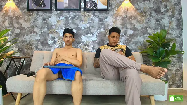 Alejandro and Deiby online show from July 2026 12:02:02 PM