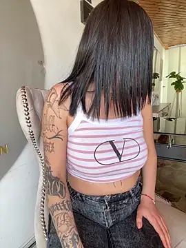 Mariana pink18 online show from June 2026 02:04:01 PM
