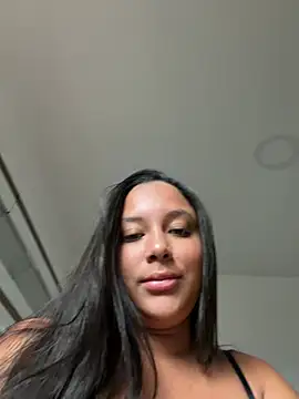 Victoria Owens online show from July 2026 12:42:02 PM