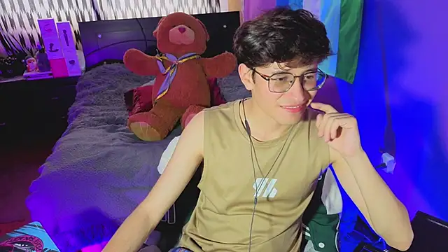 Angelito Twink online show from July 2026 10:19:02 PM