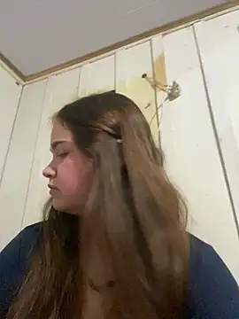 Snapshot of bella__hott chatting on June 2026 04:10:01 PM bella hott online show from June 2026 04:10:01 PM