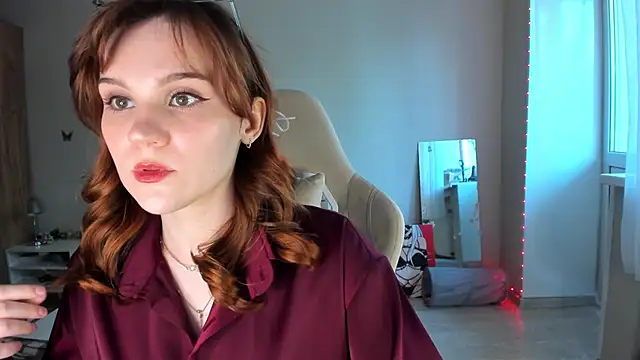 Snapshot of amelia_braun chatting on June 2026 02:46:01 AM amelia braun online show from June 2026 02:46:01 AM
