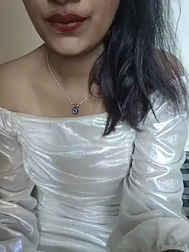 Ritika jha01 online show from July 2026 06:18:01 AM