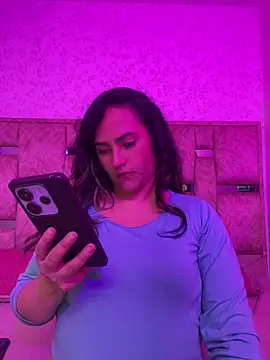 Snapshot of sophia_pink17 chatting on July 2026 12:44:01 PM sophia pink17 online show from July 2026 12:44:01 PM
