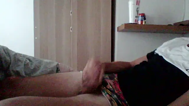 Snapshot of scottish_daddy chatting on July 2026 04:52:01 AM scottish daddy online show from July 2026 04:52:01 AM