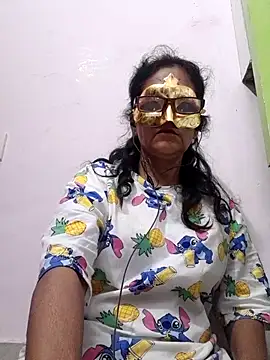 Snapshot of Indianbhaabhi chatting on July 2026 07:24:01 PM Indianbhaabhi online show from July 2026 07:24:01 PM