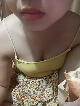Emma-cutee online show from July 2026 02:00:02 AM