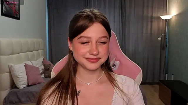 Snapshot of lilymoore69 chatting on June 2026 09:01:02 AM lilymoore69 online show from June 2026 09:01:02 AM