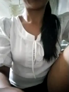 Snapshot of Helen-nn chatting on June 2026 01:28:02 PM Helen-nn online show from June 2026 01:28:02 PM