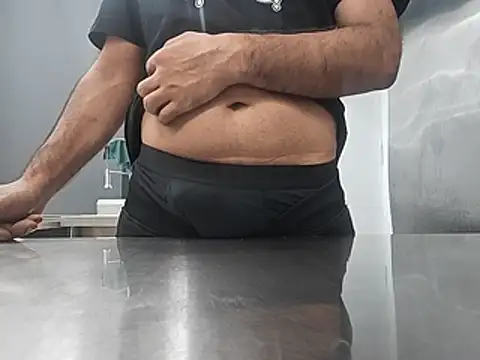 Snapshot of brownskinbull1 chatting on July 2026 04:42:02 PM brownskinbull1 online show from July 2026 04:42:02 PM